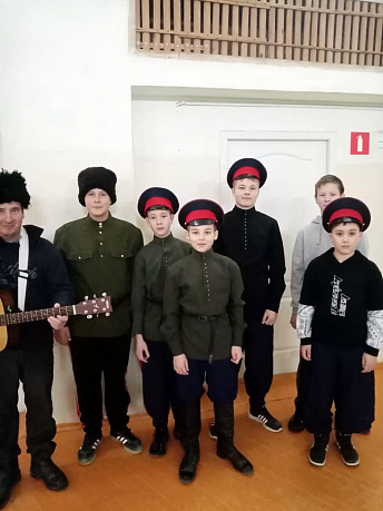 Донской казачий обходной обряд на Васильев вечер «Петь козлика» х. Потапов Волгодонского района